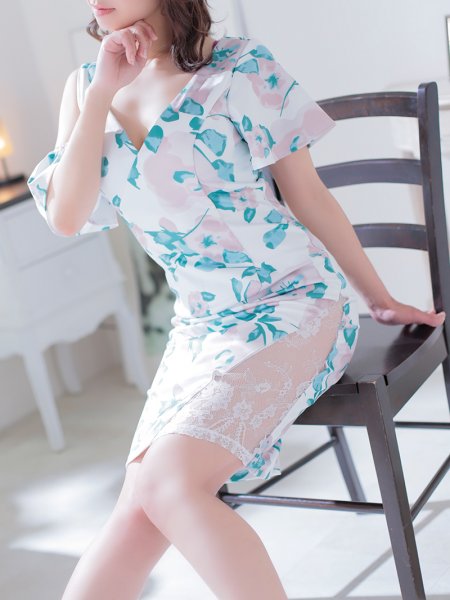 花里菜さんの1枚目の画像
